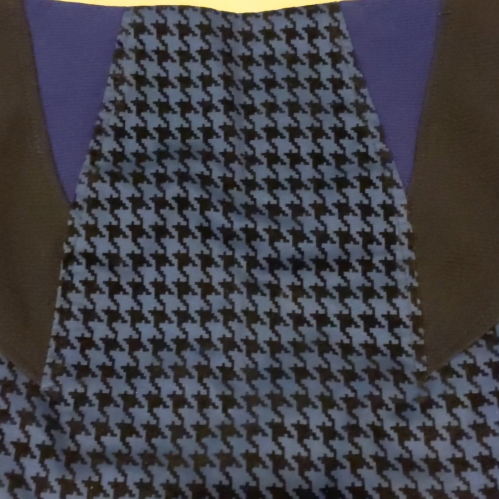 Houndstooth mini skirt - Picture 2 of 8